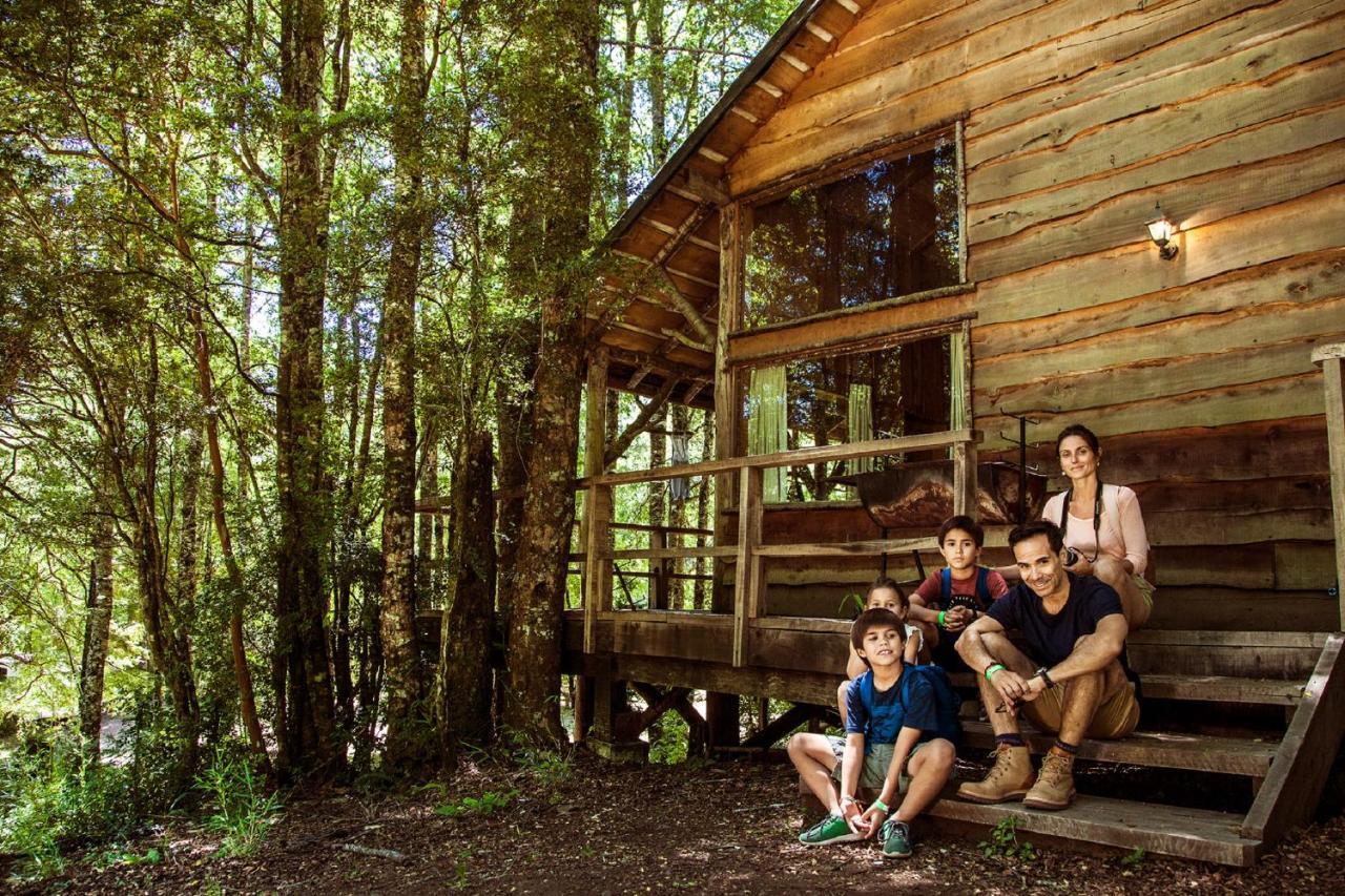 Huilo Huilo Cabanas Del Bosque Puerto Fuy Bagian luar foto